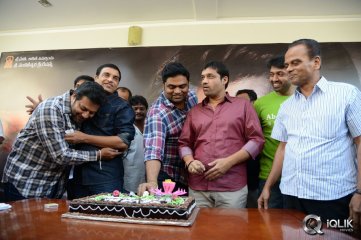 Yevadu Movie Success Meet